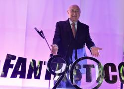 Addio a Pippo Baudo, morto a 89 anni lo storico conduttore televisivo italiano, ha condotto 13 festival di Sanremo