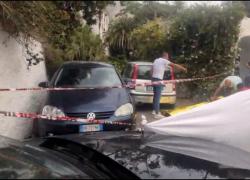 Operatore ecologico napoletano fa una strage ad Ischia e poi si suicida: morti il nuovo compagno e la madre della ex, gravissima lei  