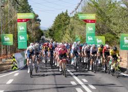 Plenitude è main sponsor de La Vuelta 25, energia sostenibile, innovazione e giovani al centro della storica edizione