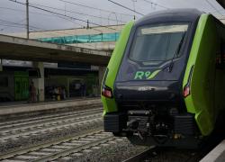Trenitalia (FS), consegnati 61 treni regionali nel 2025 per €500 mln; l'investimento complessivo per il rinnovo della flotta è di €7 mld