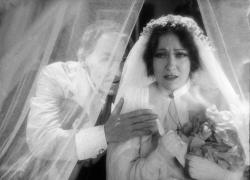 Venezia 82, in anteprima mondiale alla Mostra del Cinema capolavori del passato restaurati e Venezia Immersive con la realtà virtuale 