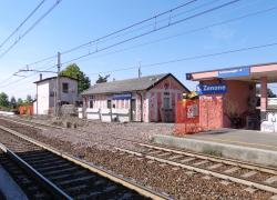 San Zenone al Lambro, 18enne violentata da nordafricano poco dopo mezzanotte mentre aspettava treno, trascinata nel bosco vicino a stazione