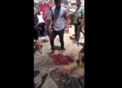 Gaza City, raid Idf su mercato a Nasser Street, almeno 15 morti, drone colpisce punto distribuzione acqua GHF ad al-Mawasi: 11 vittime, 7 i bambini - VIDEO