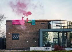 Uk, chiusa sede Bristol azienda militare israeliana Elbit dopo proteste Palestine Action contro accordo da £2mld per addestramento soldati inglesi