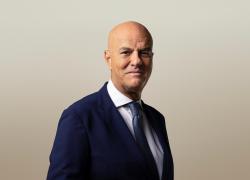 Eni, incontro tra l’AD Descalzi, l’Ambasciatore Fertitta, Burgum e Wright per un confronto sugli scenari energetici e le partnership USA