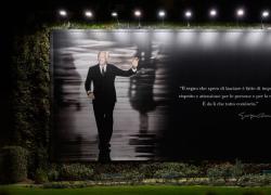 Giorgio Armani, addio al volto gentile della moda. Il suo testamento? Un’eredità di stile e valori