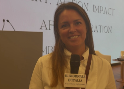 Amandine Lepoutre (ART FOR ACTION): "Mettiamo in luce le cause sociali attraverso la voce degli artisti"-VIDEO