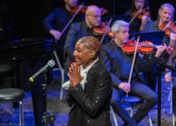 Fondazione Francesca Rava, concerto-evento in Duomo a Milano con Amii Stewart, Arisa e Paola Turci per i 25 anni di attività