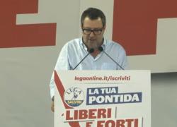 Pontida 2025, Salvini: "Applausi per Kirk, esercito europeo? Nostri figli non andranno in Ucraina", Vannacci: "Lo straniero? Non è Putin ma chi stupra" - VIDEO