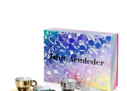 illycaffè presenta la nuova illy Art Collection di John Armleder: tra arte, riflessi e gusto, un’icona trasformata in esperienza sensoriale
