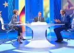 Scontro Gruber-Fini su Meloni, Kirk e "destra radicale": "Perché è venuto qui?", "Lei mi ha invitato, se pensa che le darò ragione si sbaglia" - VIDEO