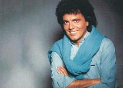 Addio a “Christian”, morto a 82 anni dopo emorragia cerebrale il “principe della melodia romantica”, nel 1986 il matrimonio con Dora Moroni