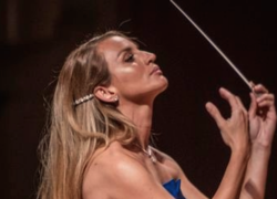 Beatrice Venezi, anche violinista Uto Ughi contro nomina: “Non ha né curriculum né statura giusta”, Colabianchi: “Criticata perché donna”