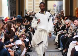 Milano Fashion Week SS26: Calcaterra celebra la grazia del mondo femminile 