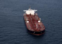 Tanker Boracay ripartito da Francia dopo 3 giorni di fermo: "Ha lanciato droni su Danimarca, trasporta carichi militari russi", Putin: "Pirateria"