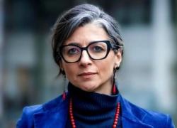 Francesca Albanese sotto tiro: la stampa italiana le volta le spalle dopo mesi di sovraesposizione mediatica