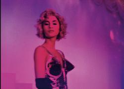 Nan Goldin al Pirelli Hangar Bicocca con 'This Will Not End Well', la prima retrospettiva sul suo lavoro da filmmaker