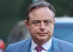 Belgio, sventato "attacco terroristico jihadista" contro premier De Wever: trovato esplosivo artigianale, 3 ragazzi arrestati per tentato omicidio