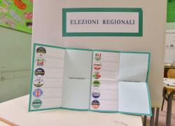 Elezioni regionali Toscana 2025, affluenza definitiva al 48%, in calo di oltre 14 punti rispetto al 2020 quando andò al voto il 62,6% degli elettori