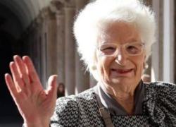 Liliana Segre contro la burocrazia disumana lancia un appello a Tajani: “Lasciate che i ricercatori palestinesi portino i figli"