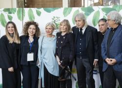 Giuseppe Catozzella vince il Premio “Le Pagine della Terra” 2025 con Il fiore delle illusioni. Sul podio anche Carlo Farina Dusmet per La leggenda del pescatore pentito ed Edoardo Vitale per Gli straordinari. Premio alla carriera a Licia Colò

 