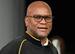 L'ombra del Mossad sulla morte di Nathi Mthethwa, ambasciatore sudafricano in Francia deceduto dopo esser "caduto da finestra di un hotel"