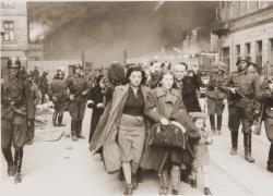 Roma piange il rastrellamento del ghetto ebraico, 82 anni fa la deportazione degli ebrei della capitale ad Auschwitz-Birkenau