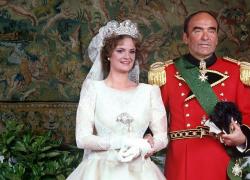L'affascinante storia della tiara dell'imperatrice Eugenia Bonaparte dopo il suo furto dal Louvre.  Era appartunuta anche ai principi Thurn und Taxis