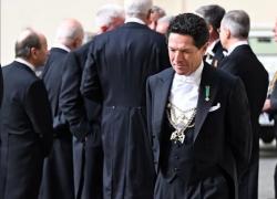 Matteo Marzotto, Gentiluomo di Sua Santità, tra i dignitari vaticani ad accogliere Re Carlo e la Regina Camilla d’Inghilterra 