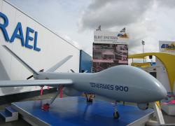 Francia, "Generatori elettrici a società israeliana Elbit Systems per droni Hermes": così Parigi continua l'export di armi a Tel Aviv dopo accordo "di pace"