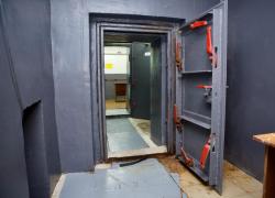 Bunker antiatomici in Svizzera, anche i frontalieri inclusi nella nuova fase strategica della neutralità armata elvetica