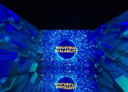 GreenEGG  a Ecomondo 2025 con il Cubo EYEXPERIENCE;  dalla CO₂ alle microalghe, la nuova frontiera della decarbonizzazione industriale