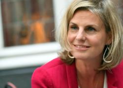 L&rsquo;olandese Abn Amro rileva Nibc da Blackstone per 960 milioni, alla guida la nuova ceo Marguerite B&eacute;rard
