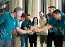 Ventiventi, il sogno della famiglia Razzaboni prende forma in una cantina vitivinicola in Emilia-Romagna che fa propria la filosofia di sostenibilità ambientale 