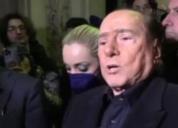 Berlusconi su Zelensky nel 2023: "Non doveva attaccare il Donbass, Biden dovrebbe offrirgli piano Marshall da 9mld per ricostruire Ucraina in cambio del cessate il fuoco'" - VIDEO