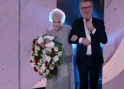 Ornella Vanoni, nella sua ultima apparizione tv a 'Che tempo che fa' il 2 novembre scherzò con Fazio parlando di morte: "La bara è un regalo utile" - VIDEO