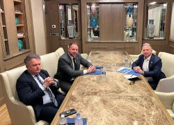 Ucraina, piano Usa-Kiev in 19 punti, viceministro Esteri ucraino: “Del testo originale è rimasto poco, decisioni spettano a Zelensky e Trump”