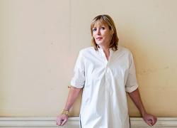 Addio a Skye Gyngell, morta a 62 anni per cancro alla pelle la chef australiana che rifiutò la stella Michelin e rinnovò l'arte della cucina