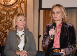 Diana Frescobaldi, presidente del Consorzio Laudemio e rappresentante della storica famiglia produttrice di vino, è stata insignita del Premio Pinocchio 2025