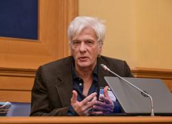 Roma, scavi in Casa del Jazz per caso Adinolfi, Pietro Orlandi: “Indizi che rimandano alla morte di Emanuela, i resti nella galleria sotterranea”