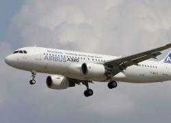 Airbus richiama 6mila aerei A320 per sostituire software difettoso, sistema “sensibile a radiazioni solari”: disagi in diversi Paesi