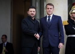 Ucraina, Zelensky allontana la pace dopo l’incontro con Macron: “Mosca non venga ricompensata”, capo dell’Eliseo: “La Russia è una dittatura”