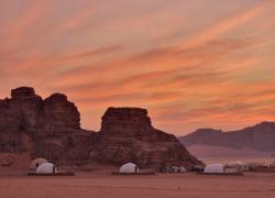 Giordania, un viaggio oltre Petra tra archeologia, oasi, mosaici e stelle