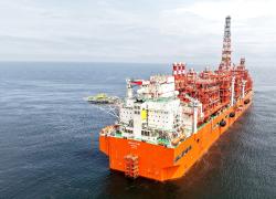 Eni anticipa la fase due del progetto Congo LNG , in arrivo l'impianto galleggiante di liquefazione Nguya FLNG con il primo carico a inizio 2026