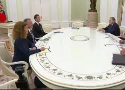 Ucraina, Witkoff e Kushner incontrano Putin, lo zar avverte: "Nessuna ostilità con Europa ma se Ue vuole la guerra, siamo pronti" - VIDEO