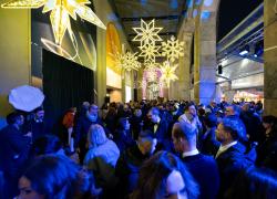 Rinascente apre la stagione olimpica Milano Cortina 2026 con “A Window on the Winter Games”; Piazza Duomo si illumina per i Giochi Invernali