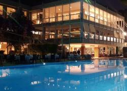 Roma, addetta alle pulizie licenziata dopo 20 anni di servizio al Circolo Canottieri per aver dato del “tu” a socia, la donna: “Illegittimo”