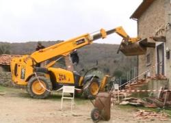 Arezzo, assolto Sandro Mugnai accusato di aver ucciso il vicino che gli demoliva la casa con ruspa: Corte d'Assise riconosce "legittima difesa"