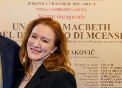 Sara Jakubiak, chi è la soprano statunitense che interpreta Lady Macbeth alla Prima della Scala 2025, dalla "voce intensa e capace di infinite sfumature"