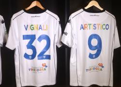Fondazione Theodora e Spezia Calcio per la prima volta in Serie B con maglie speciali dedicate ai bambini ospedalizzati